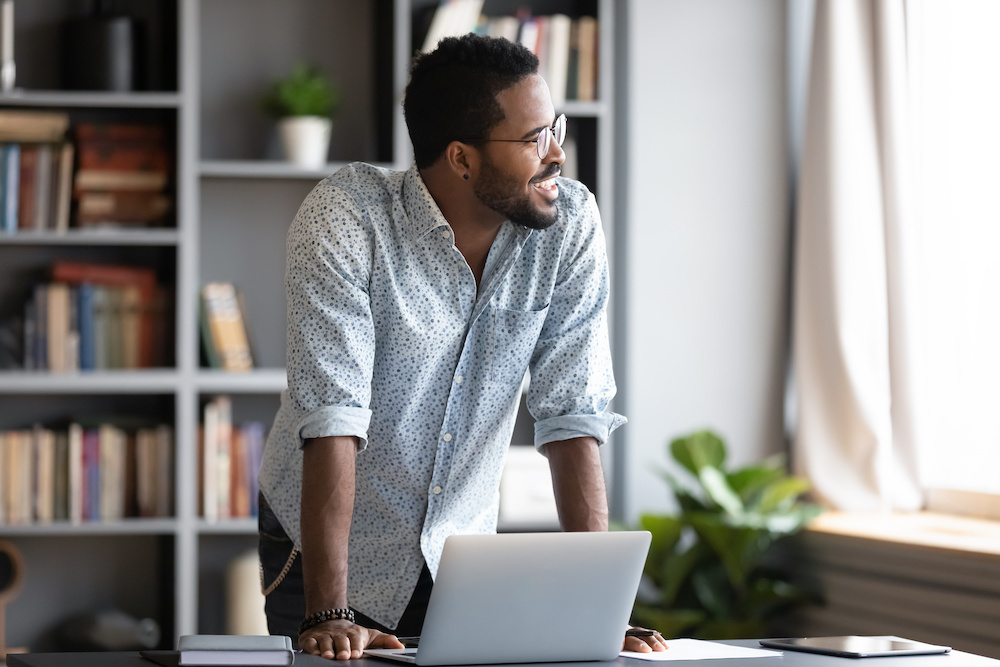 hopeful-entrepreneur-home-office-huskimarketing.com